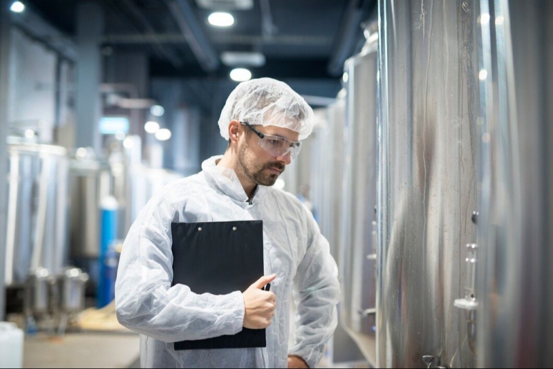 Мастер производства цельномолочной и кисломолочной продукции